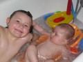 Oriane et Elya - 006 * 1024 x 768 * (82KB)